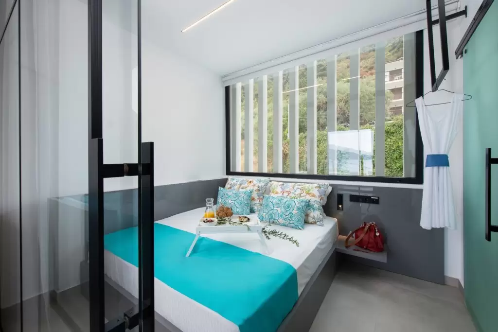 SUPERIOR SUITES WITH PRIVATE POOL