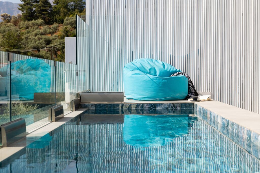 SUPERIOR SUITES WITH PRIVATE POOL