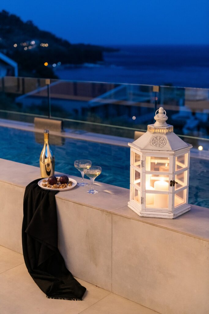 SUPERIOR SUITES WITH PRIVATE POOL